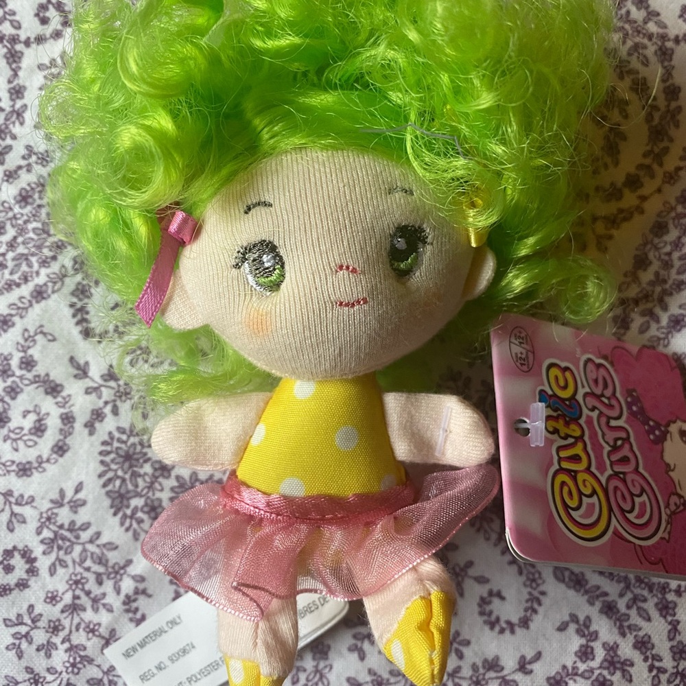 Wonderful set of 8 Rare Aurora Cutie Curls  *Price is per doll*